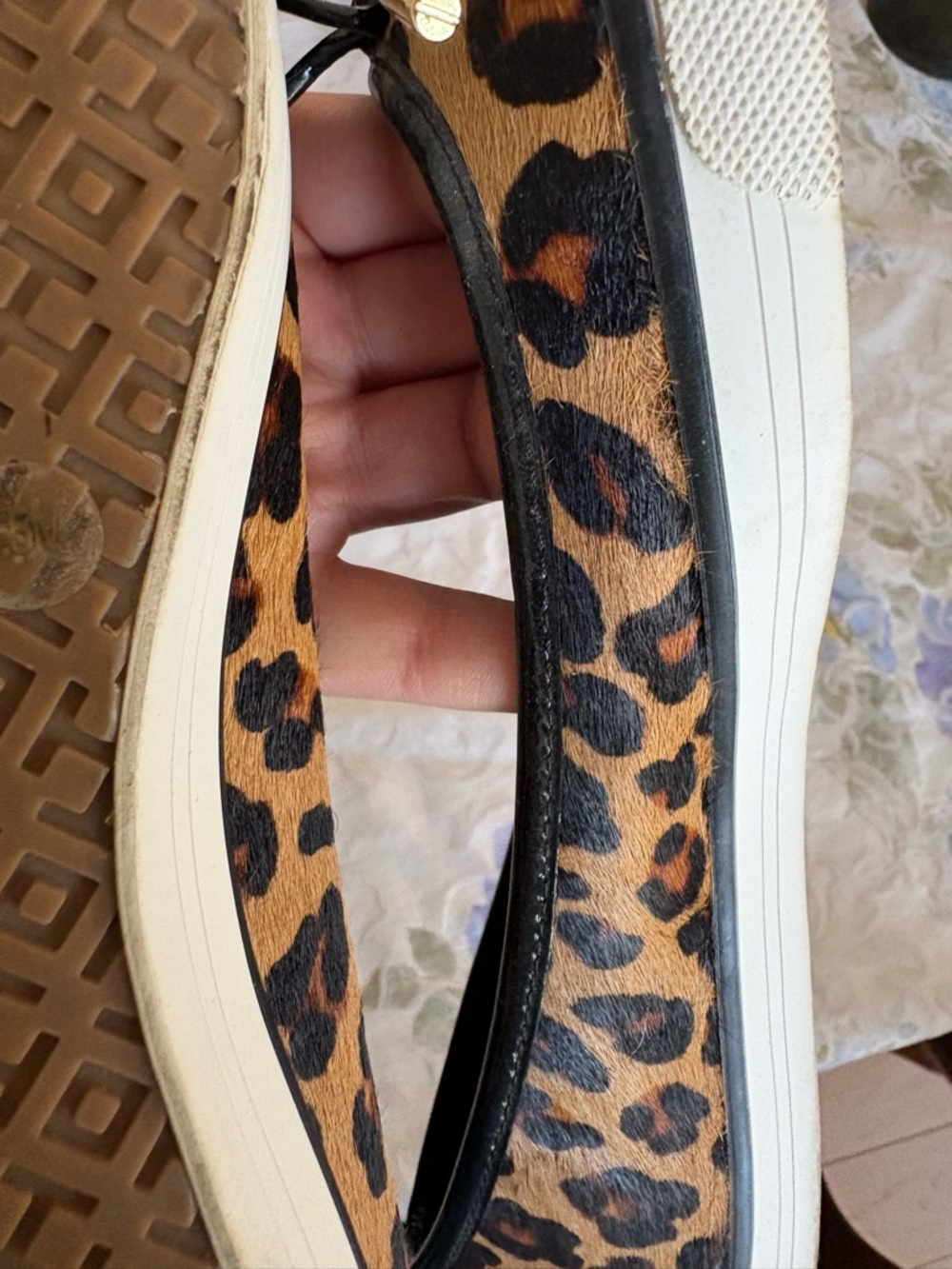 Tory Burch Leopard Print Ballet Flats with Black Patent Toe - Picture 9 of 9